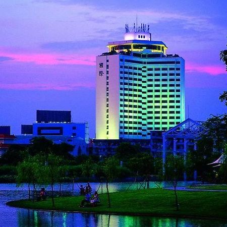 Zhongshan International Hotel Exterior foto